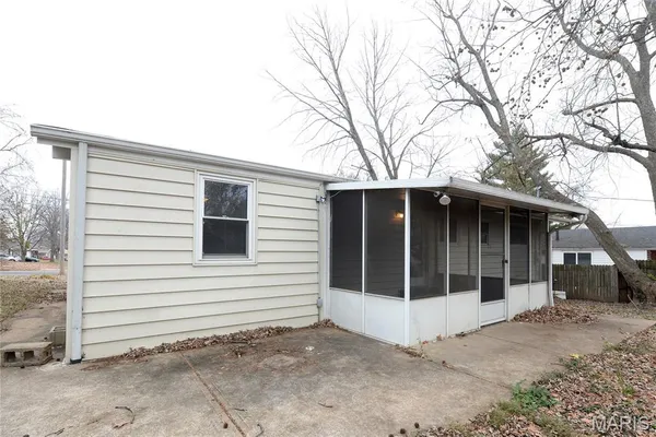$182,157 | 1980 Parker Road, Florissant, MO 63033