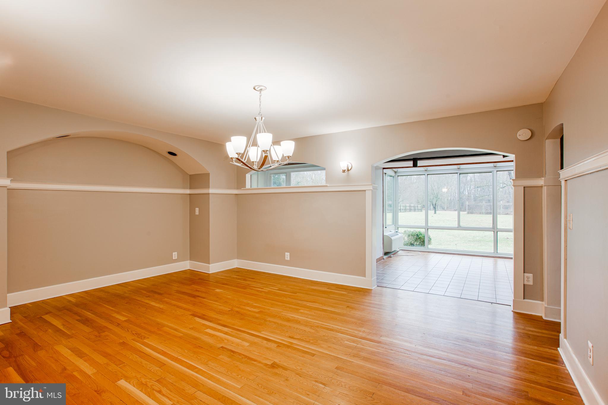 937 Palmers Mill Road Media, PA 19063 - Photo 6 of 33