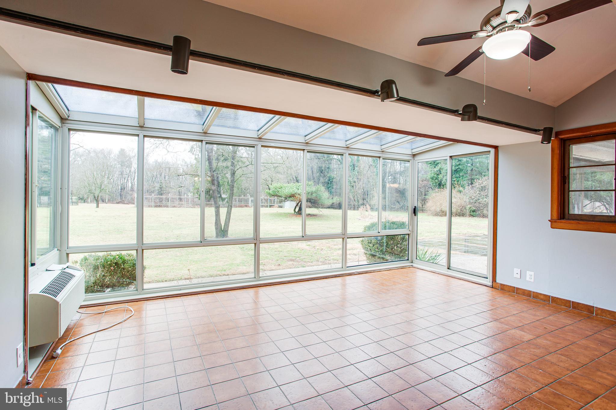 937 Palmers Mill Road Media, PA 19063 - Photo 8 of 33