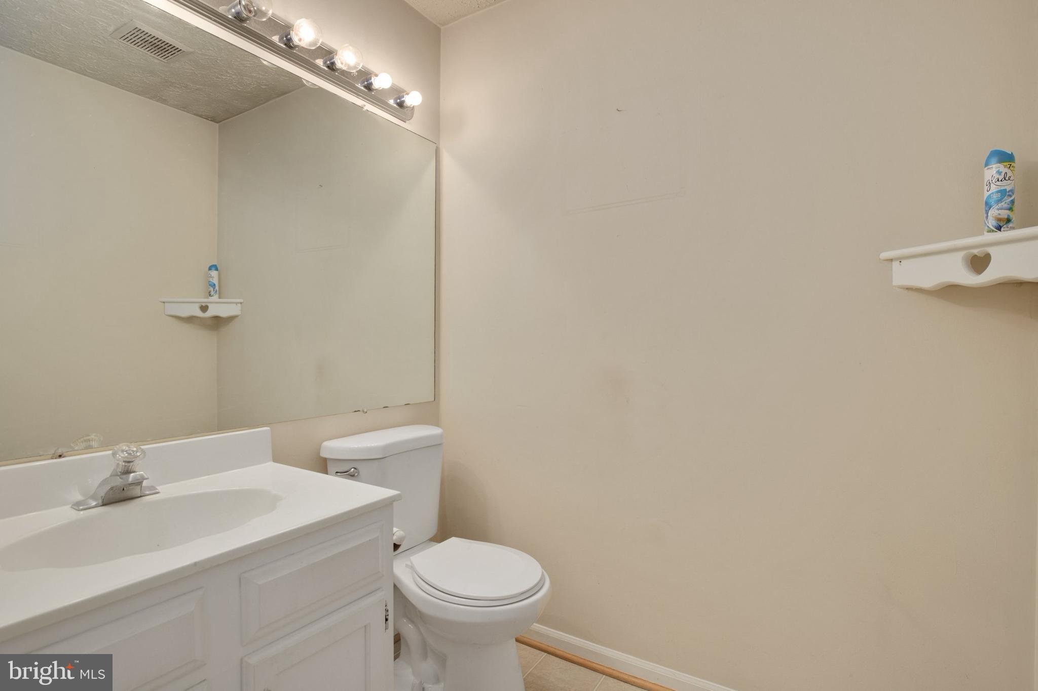 1918 East Beech Road Sterling, VA 20164 - Photo 16 of 31 Gallery Image 16