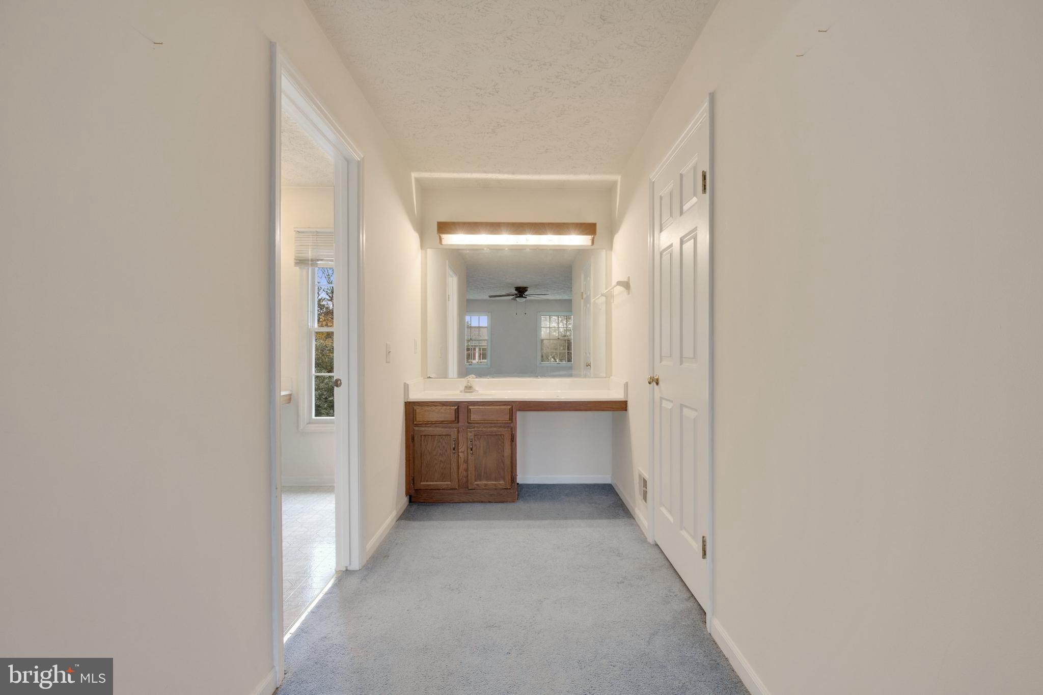 1918 East Beech Road Sterling, VA 20164 - Photo 21 of 31 Gallery Image 21