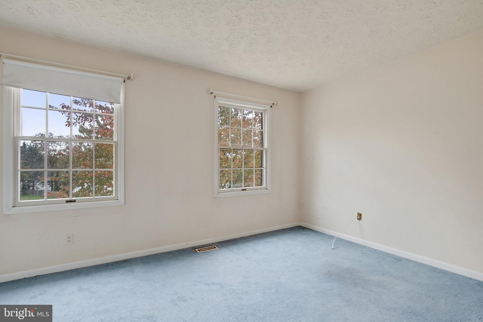 1918 East Beech Road Sterling, VA 20164 - Photo 24 of 31 Gallery Image 24