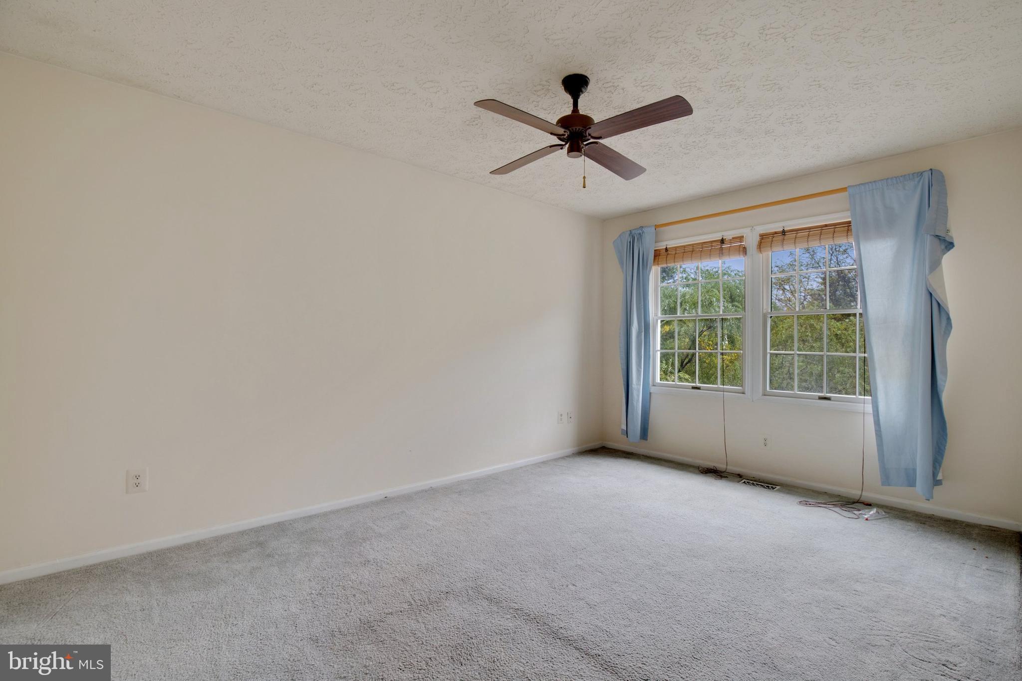 1918 East Beech Road Sterling, VA 20164 - Photo 27 of 31 Gallery Image 27
