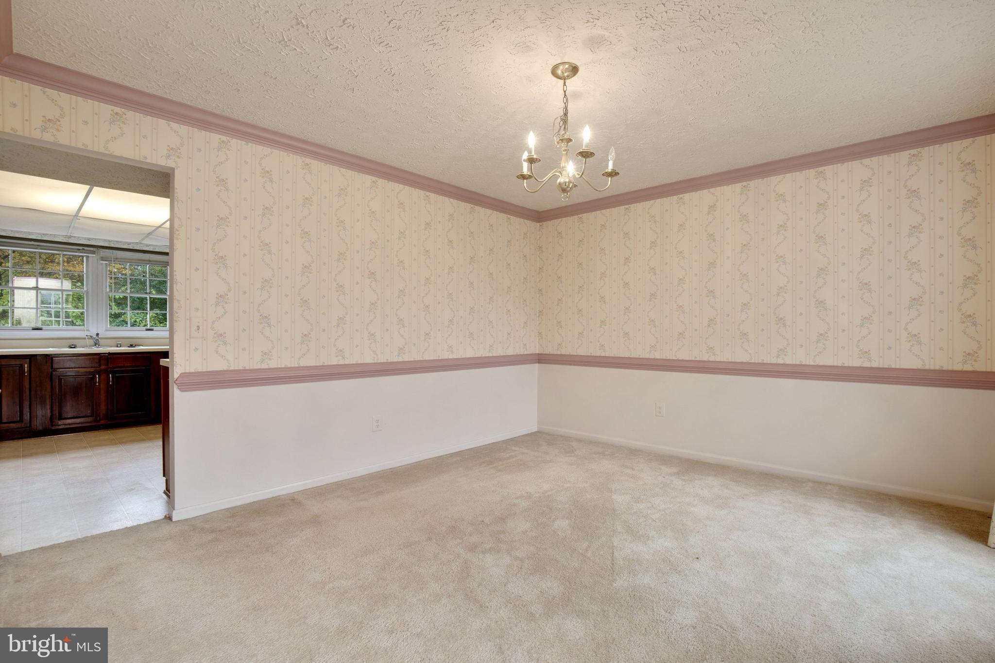 1918 East Beech Road Sterling, VA 20164 - Photo 10 of 31 Gallery Image 10