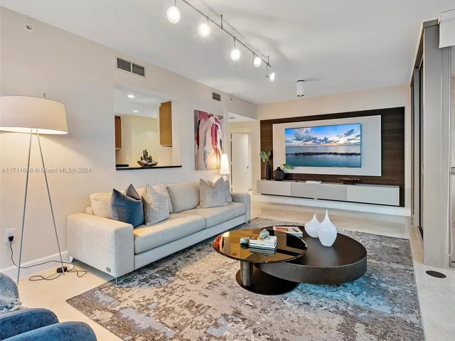 $32,000 | 101 20th Street, Unit 3002, Miami Beach, FL 33139