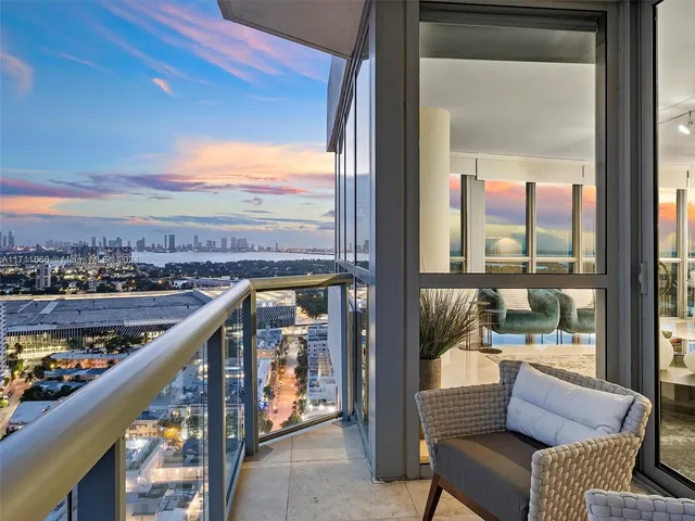 $32,000 | 101 20th Street, Unit 3002, Miami Beach, FL 33139