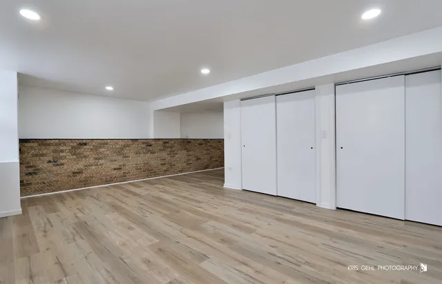 $465,000 | 1070 Belle Plaine Avenue, Gurnee, IL 60031