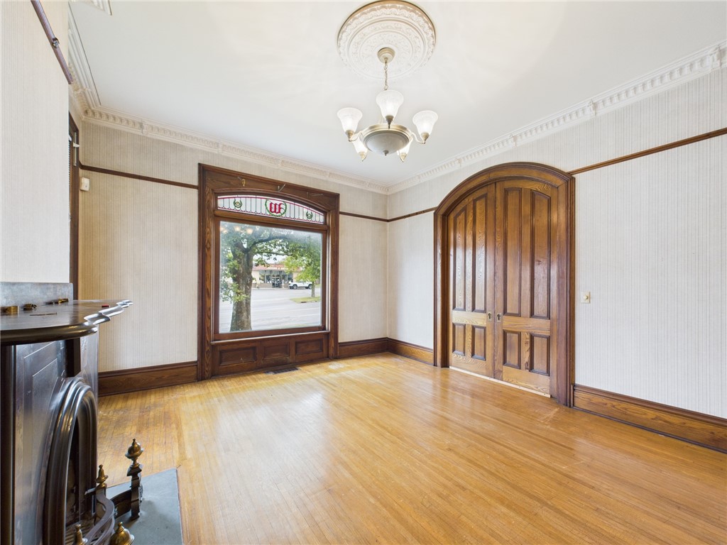 40 East Genesee Street Auburn, NY 13021 - Photo 4 of 38