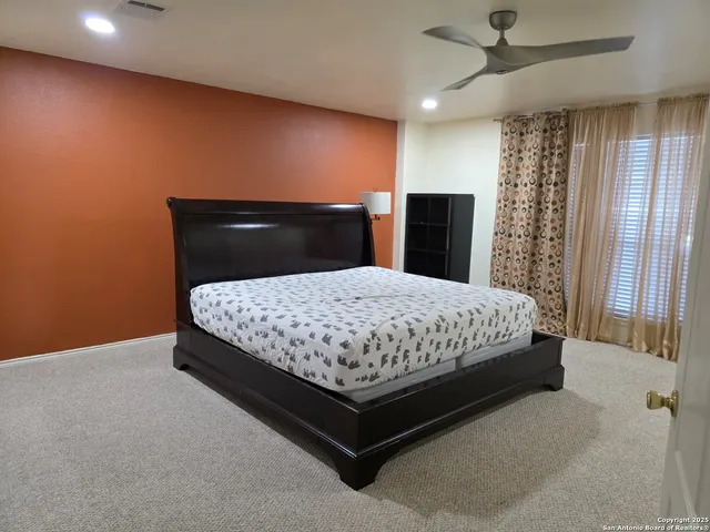 $2,400 | 14016 Auberry Drive, Helotes, TX 78023