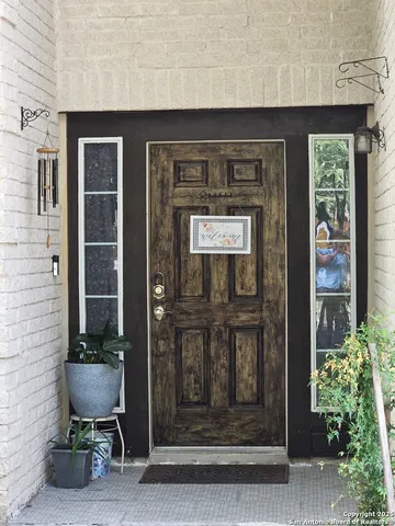 $2,400 | 14016 Auberry Drive, Helotes, TX 78023