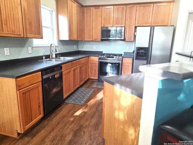 $2,400 | 14016 Auberry Drive, Helotes, TX 78023