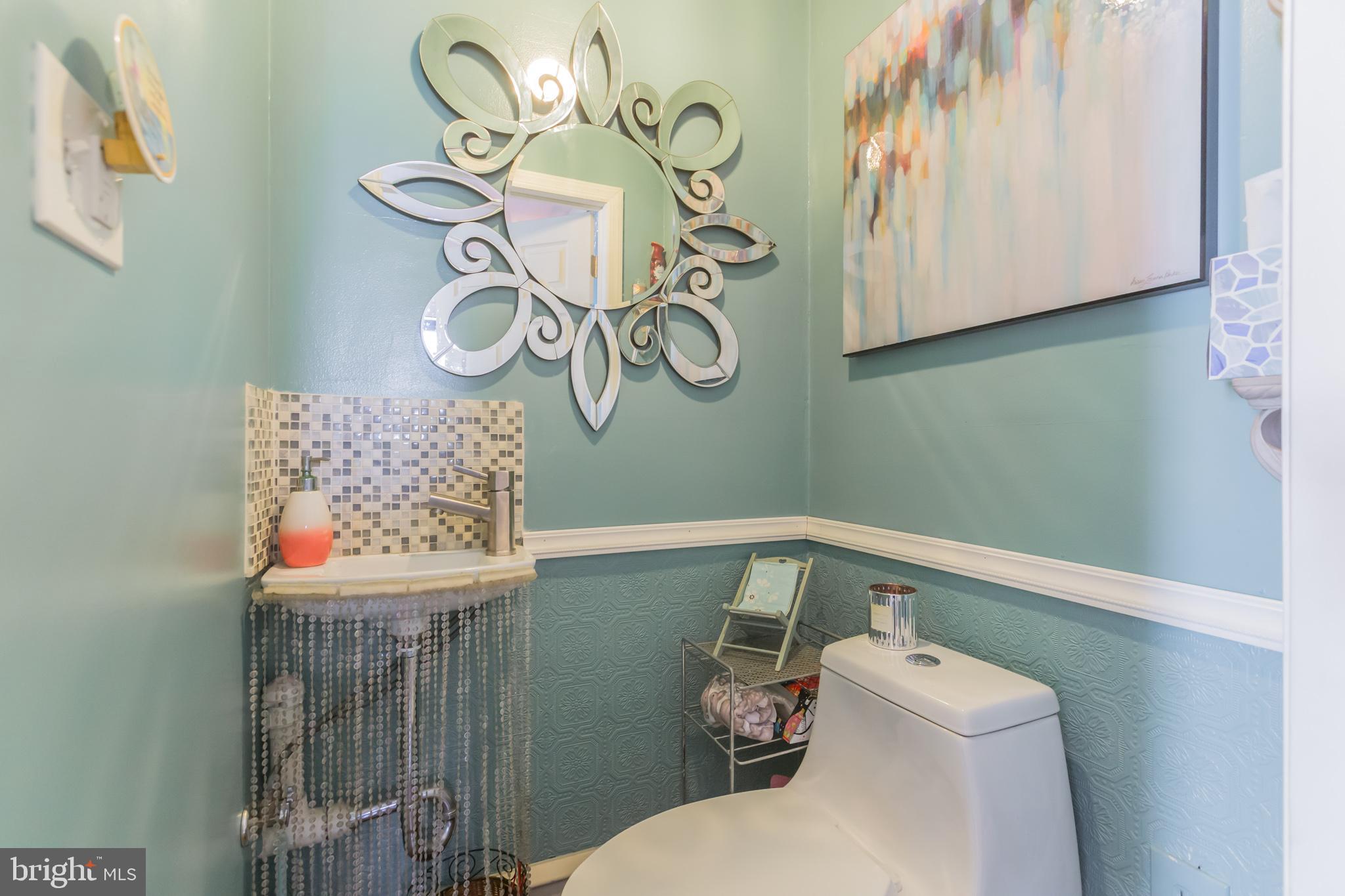 326 Springfield Terrace Haddonfield, NJ 08033 - Photo 7 of 30 First floor powder room