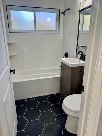 $220,000 | 182 Washington Street, Park Forest, IL 60466