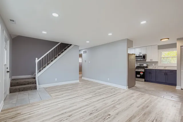 $220,000 | 182 Washington Street, Park Forest, IL 60466