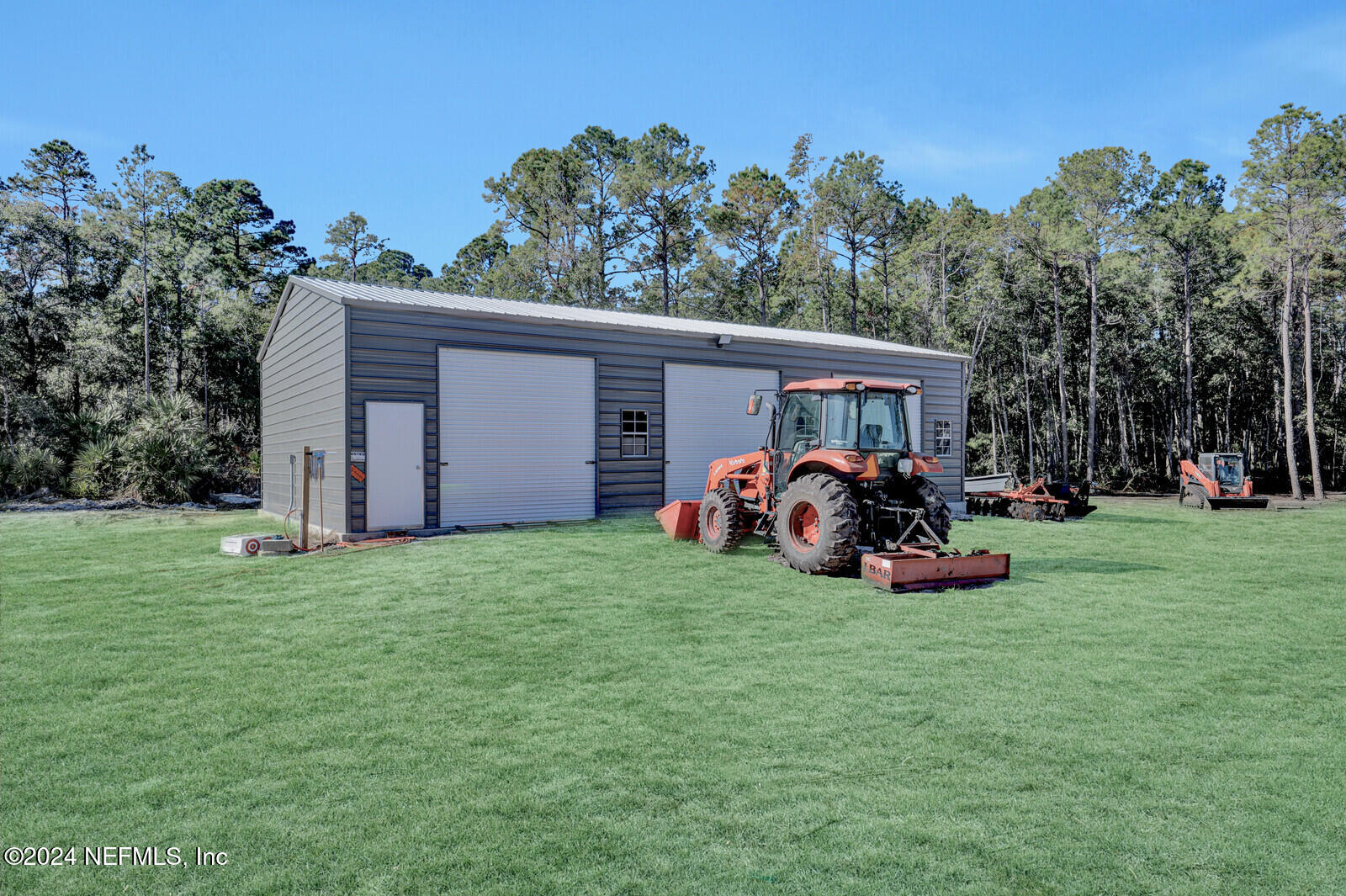 141 Woods Road San Mateo, FL 32187 - Photo 8 of 64 11_0H3A6605_mls