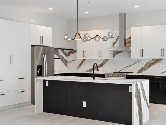 $679,900 | 774 Rotonda Circle, Rotonda West, FL 33947