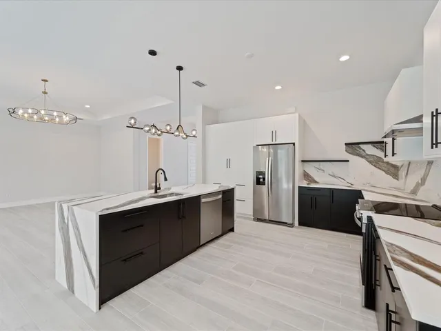 $679,900 | 774 Rotonda Circle, Rotonda West, FL 33947