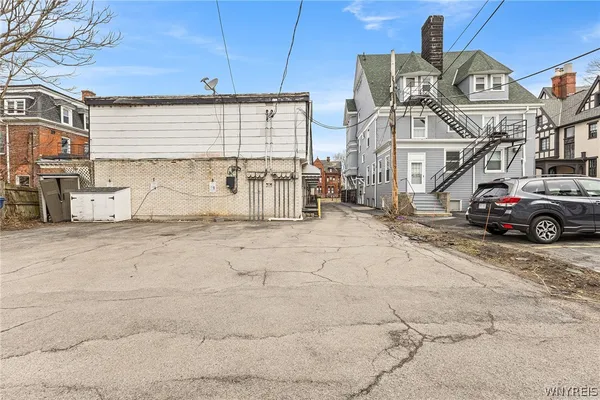 $265,000 | 216 Summer Street, Unit 6, Buffalo, NY 14222