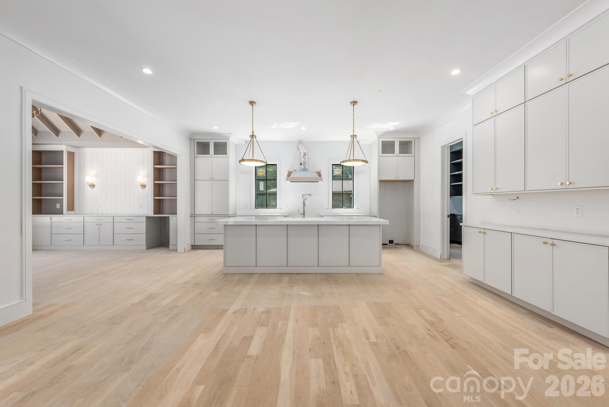 4413 Castleton Road Charlotte, NC 28211 - Photo 4 of 13