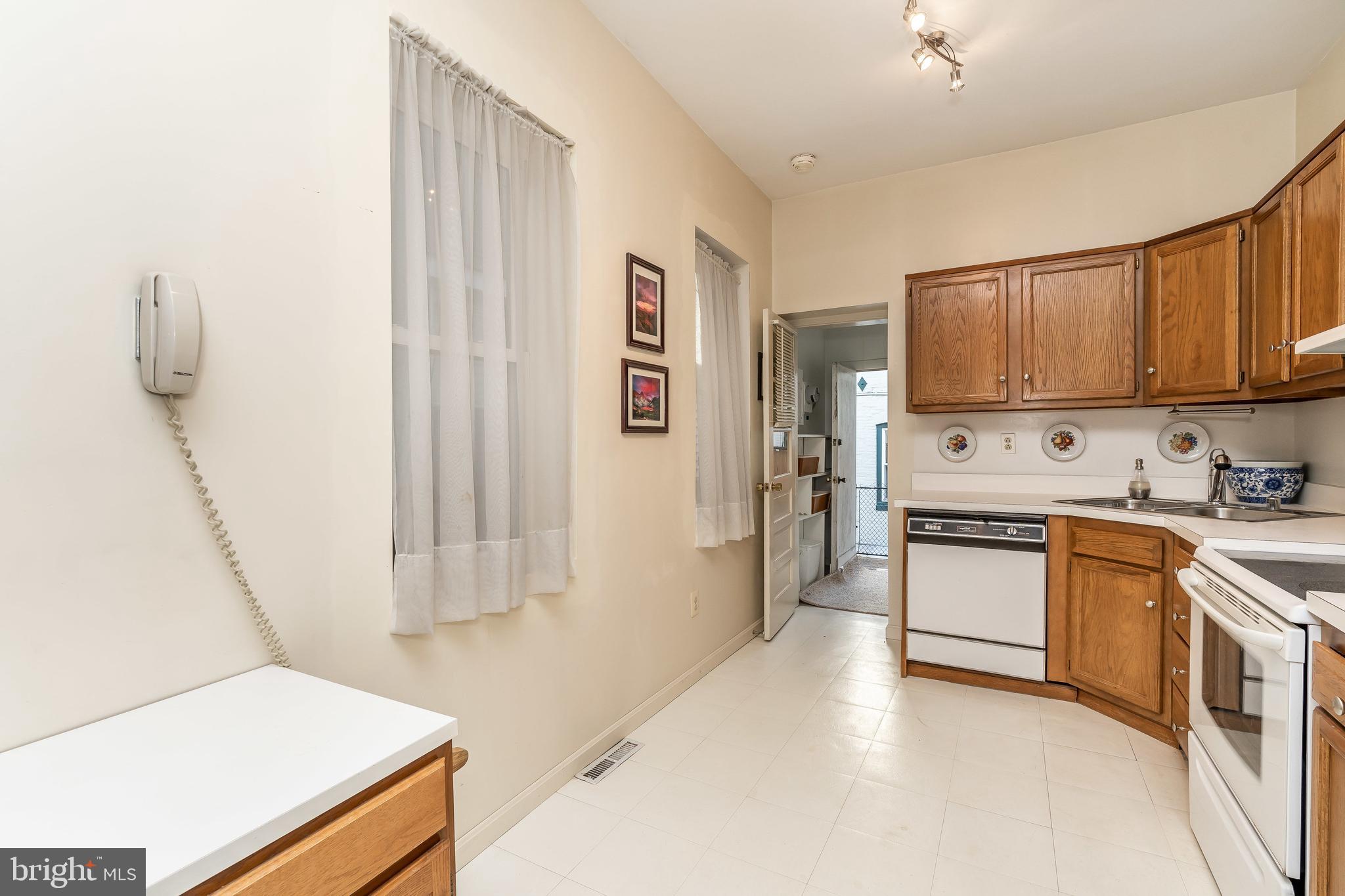 1047 Riverside Avenue Baltimore, MD 21230 - Photo 18 of 30 Gallery Image 18