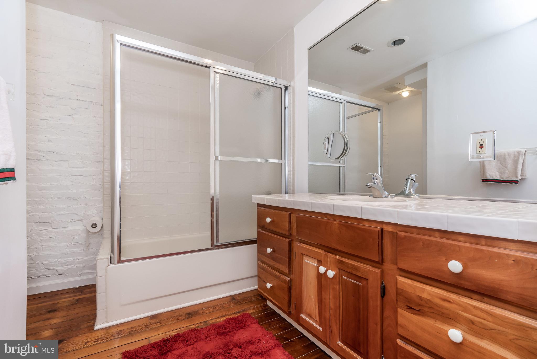 1047 Riverside Avenue Baltimore, MD 21230 - Photo 25 of 30 Plenty of storage in this spacious vanity.
