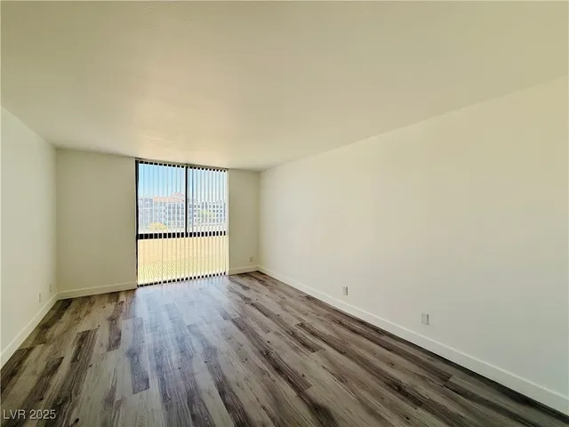 $1,750 | 3930 South University Center Drive, Unit 308, Las Vegas, NV 89119