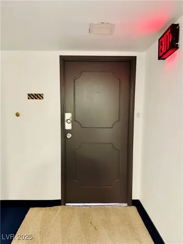 $1,750 | 3930 South University Center Drive, Unit 308, Las Vegas, NV 89119
