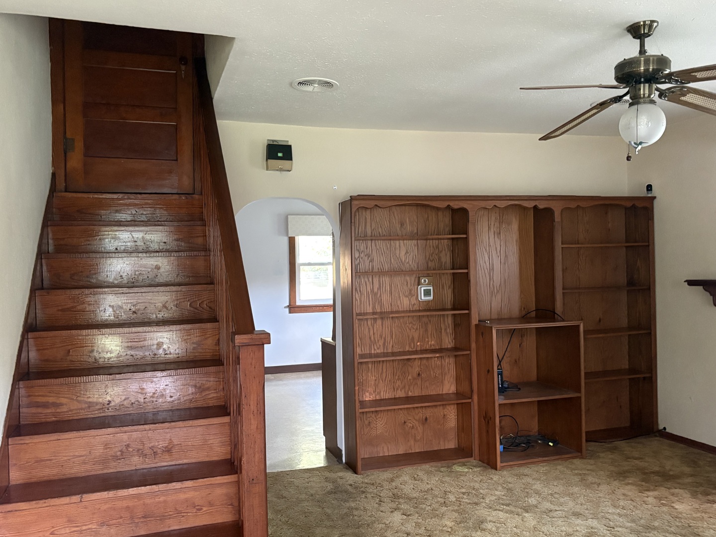1232 Dallas Road Murphysboro, IL 62966 - Photo 7 of 38 a view of entryway and hall