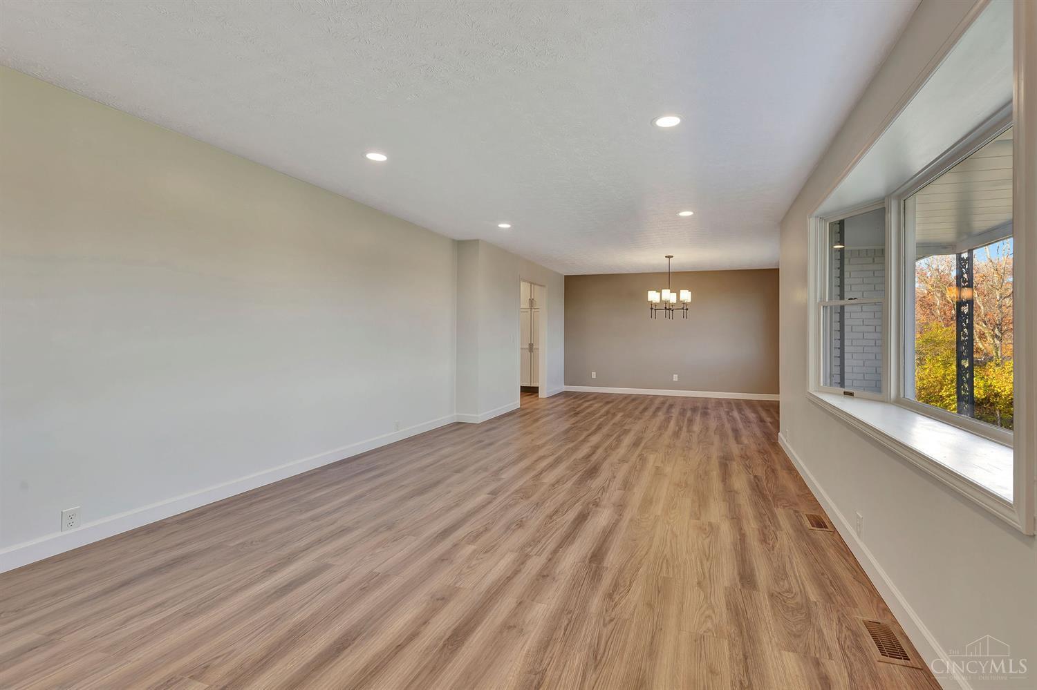 1671 Hamilton Richmond Road Hamilton, OH 45013 - Photo 16 of 48 Gallery Image 16