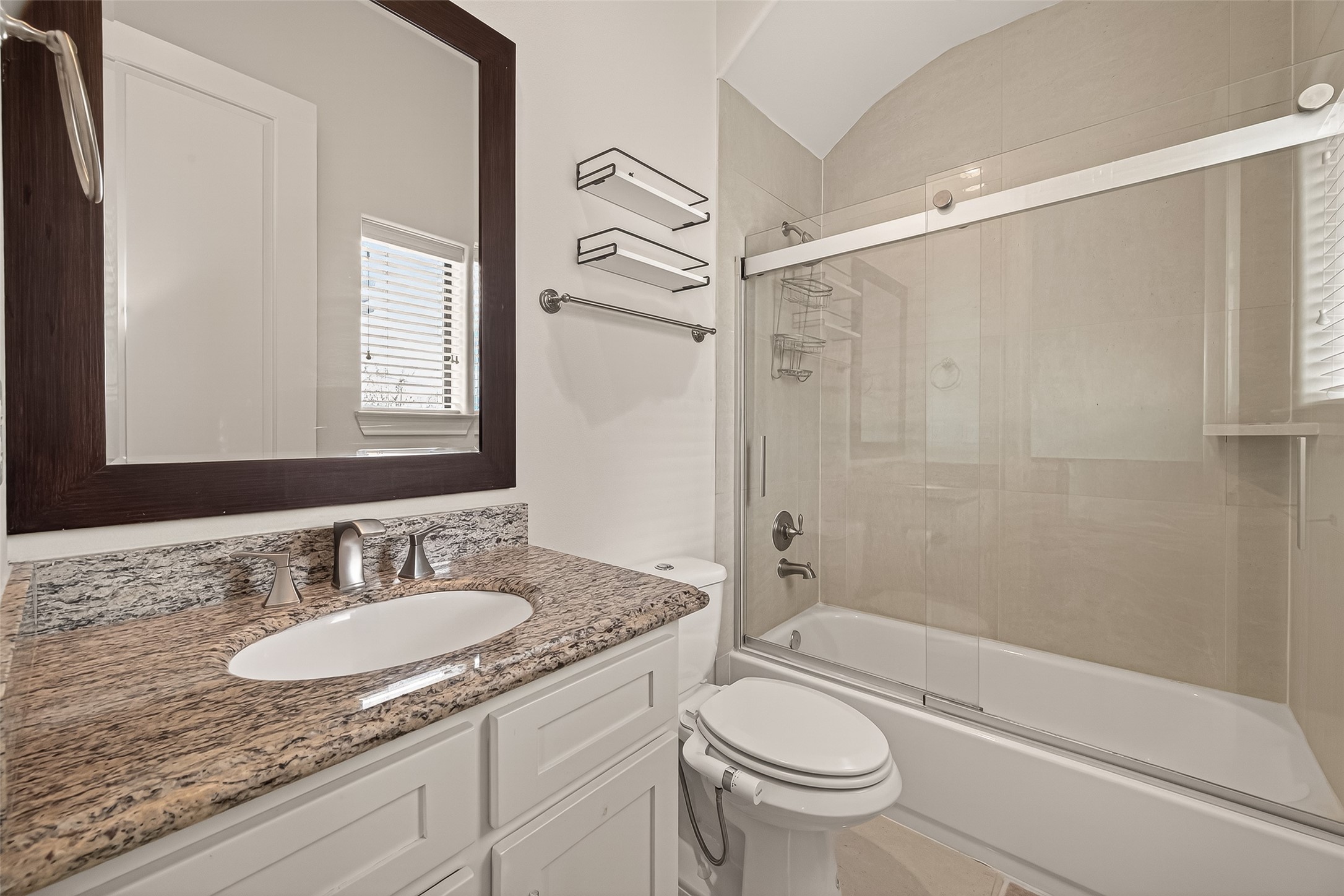 3217 Maxroy Street Houston, TX 77008 - Photo 16 of 27