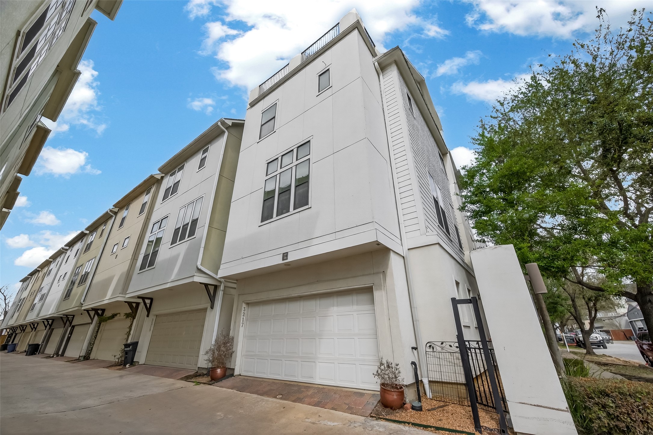 3217 Maxroy Street Houston, TX 77008 - Photo 26 of 27
