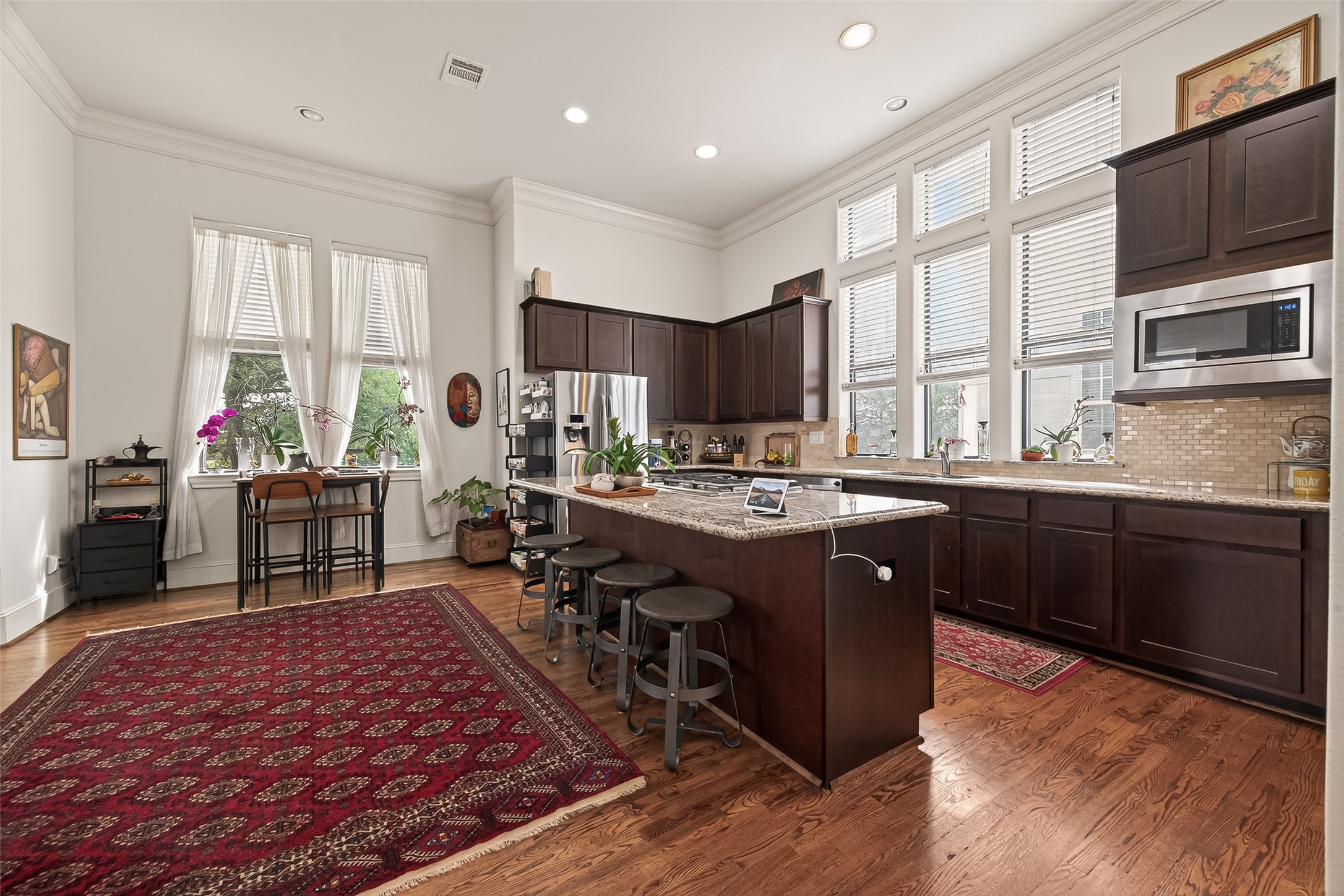 3217 Maxroy Street Houston, TX 77008 - Photo 10 of 27