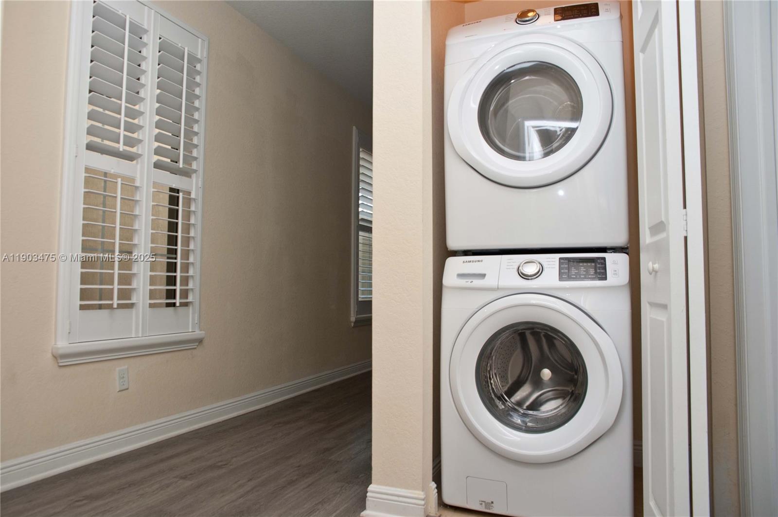 14620 Southwest 15th Street Pembroke Pines, FL 33027 - Photo 18 of 59