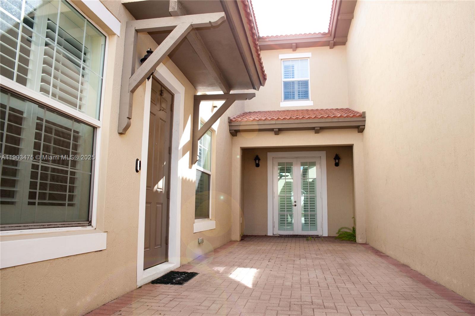 14620 Southwest 15th Street Pembroke Pines, FL 33027 - Photo 2 of 59