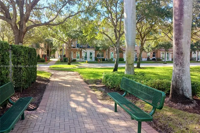 $3,650 | 14620 Southwest 15th Street, Pembroke Pines, FL 33027