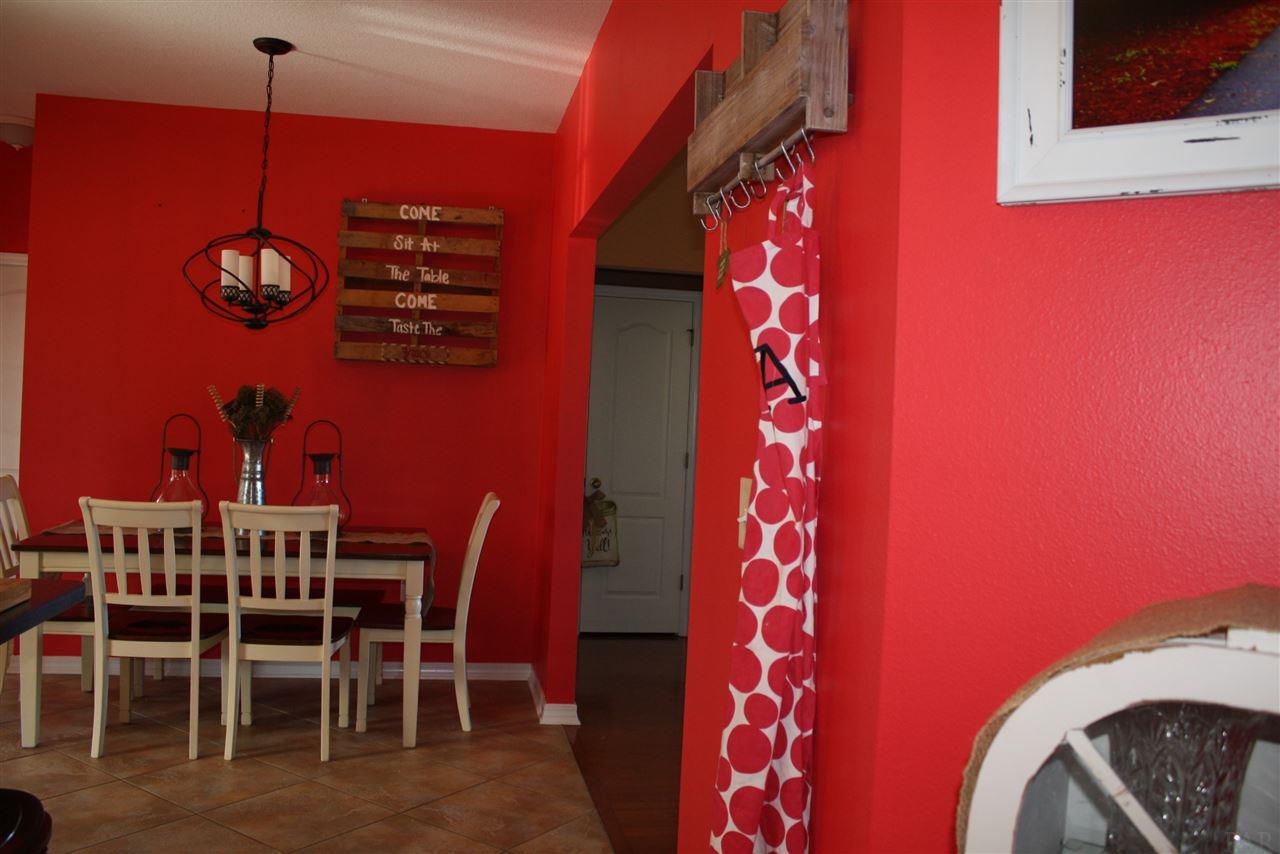 595 Ard Field Road Jay, FL 32565 - Photo 18 of 30 Family dinin'...