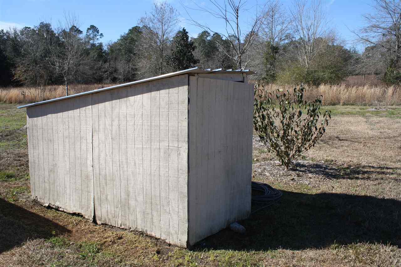 595 Ard Field Road Jay, FL 32565 - Photo 30 of 30 Well water pumpin'...COUNTRY!
