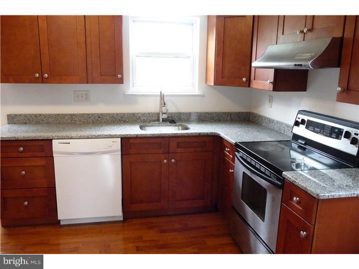 409 Midvale Road Upper Darby, PA 19082 - Photo 5 of 21 Kitchen