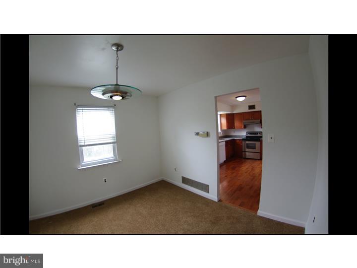 409 Midvale Road Upper Darby, PA 19082 - Photo 7 of 21 Dining Room