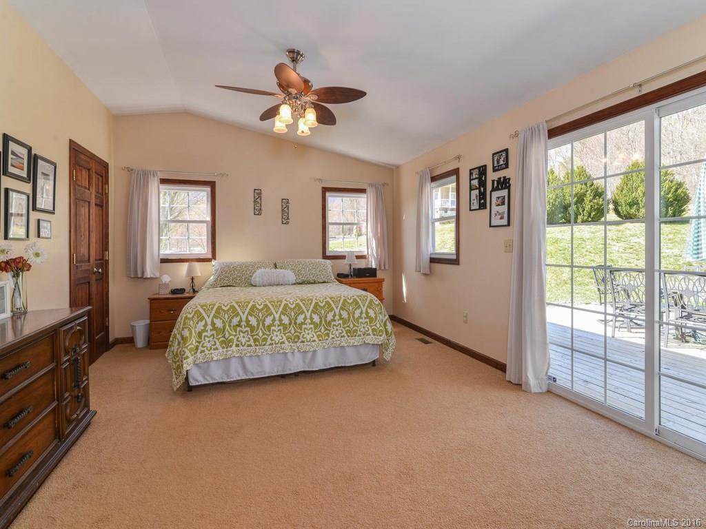 3 Loop Road Candler, NC 28715 - Photo 13 of 24 Gallery Image 13