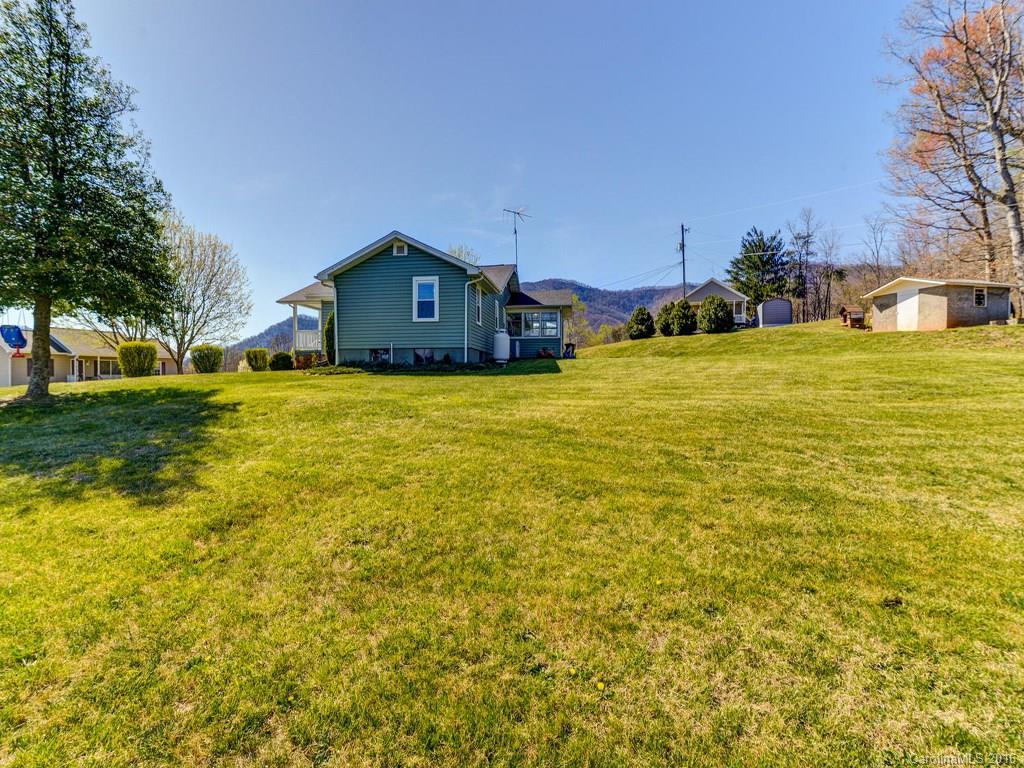 3 Loop Road Candler, NC 28715 - Photo 18 of 24 Gallery Image 18