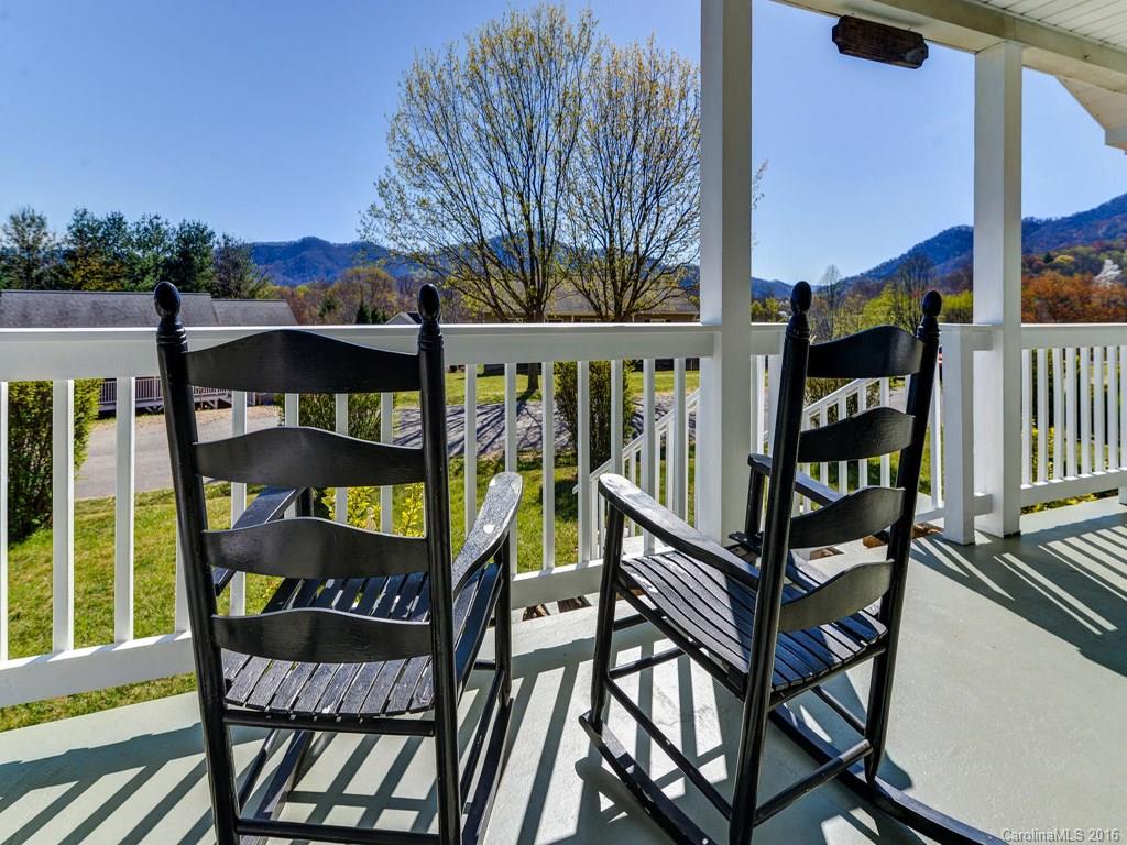 3 Loop Road Candler, NC 28715 - Photo 4 of 24 Gallery Image 4