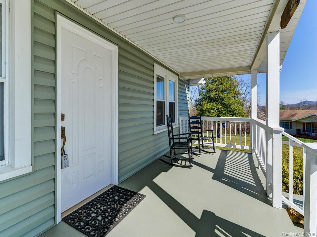 3 Loop Road Candler, NC 28715 - Photo 5 of 24 Gallery Image 5