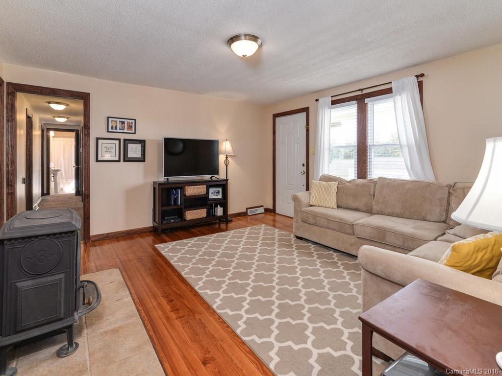 3 Loop Road Candler, NC 28715 - Photo 6 of 24 Gallery Image 6