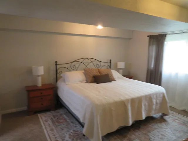 $370,000 | 4031 S Street, Mount Vernon, IN 47620