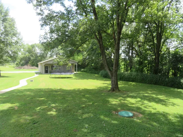$370,000 | 4031 S Street, Mount Vernon, IN 47620