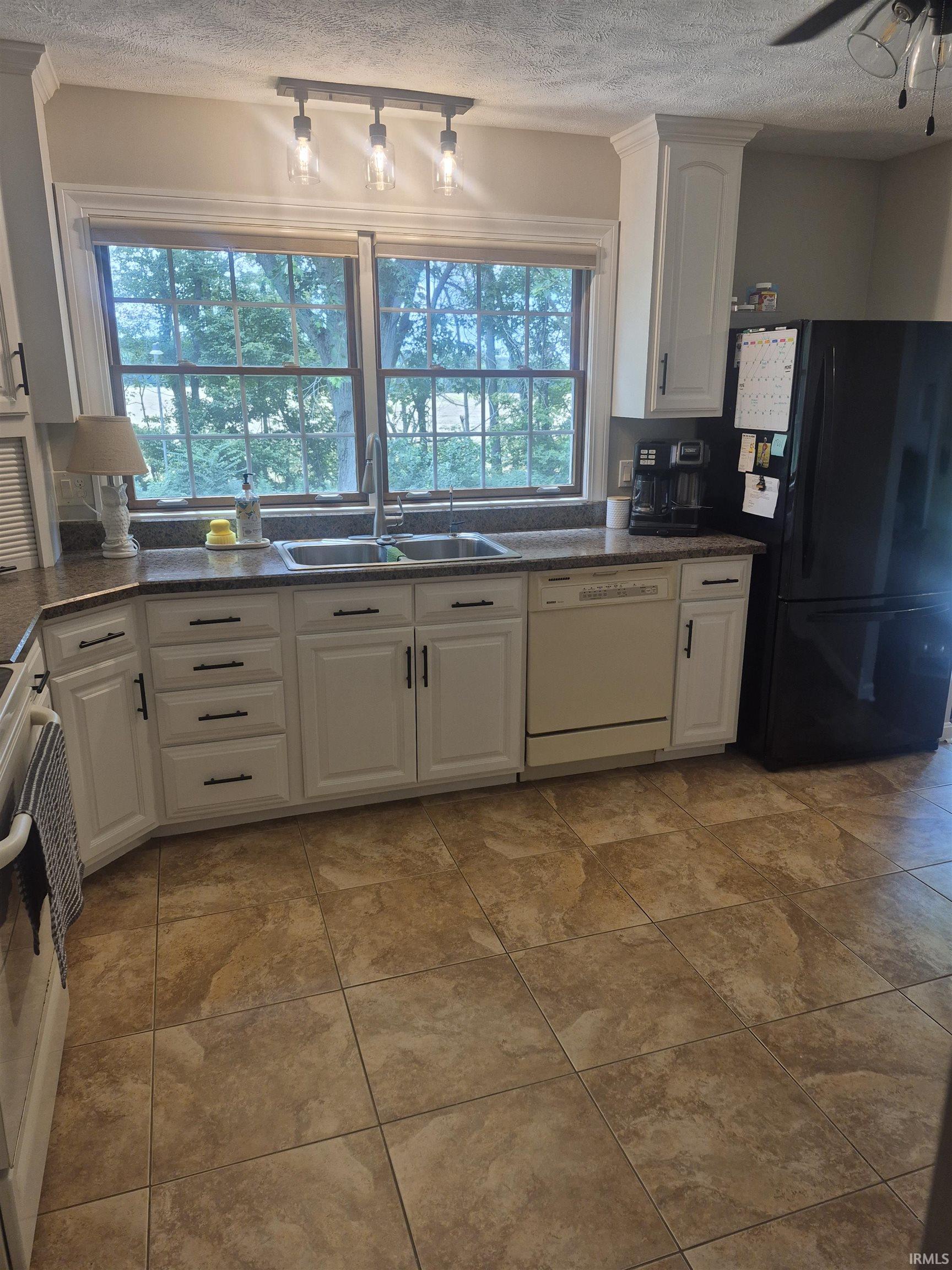 4031 S Street Mount Vernon, IN 47620 - Photo 5 of 36