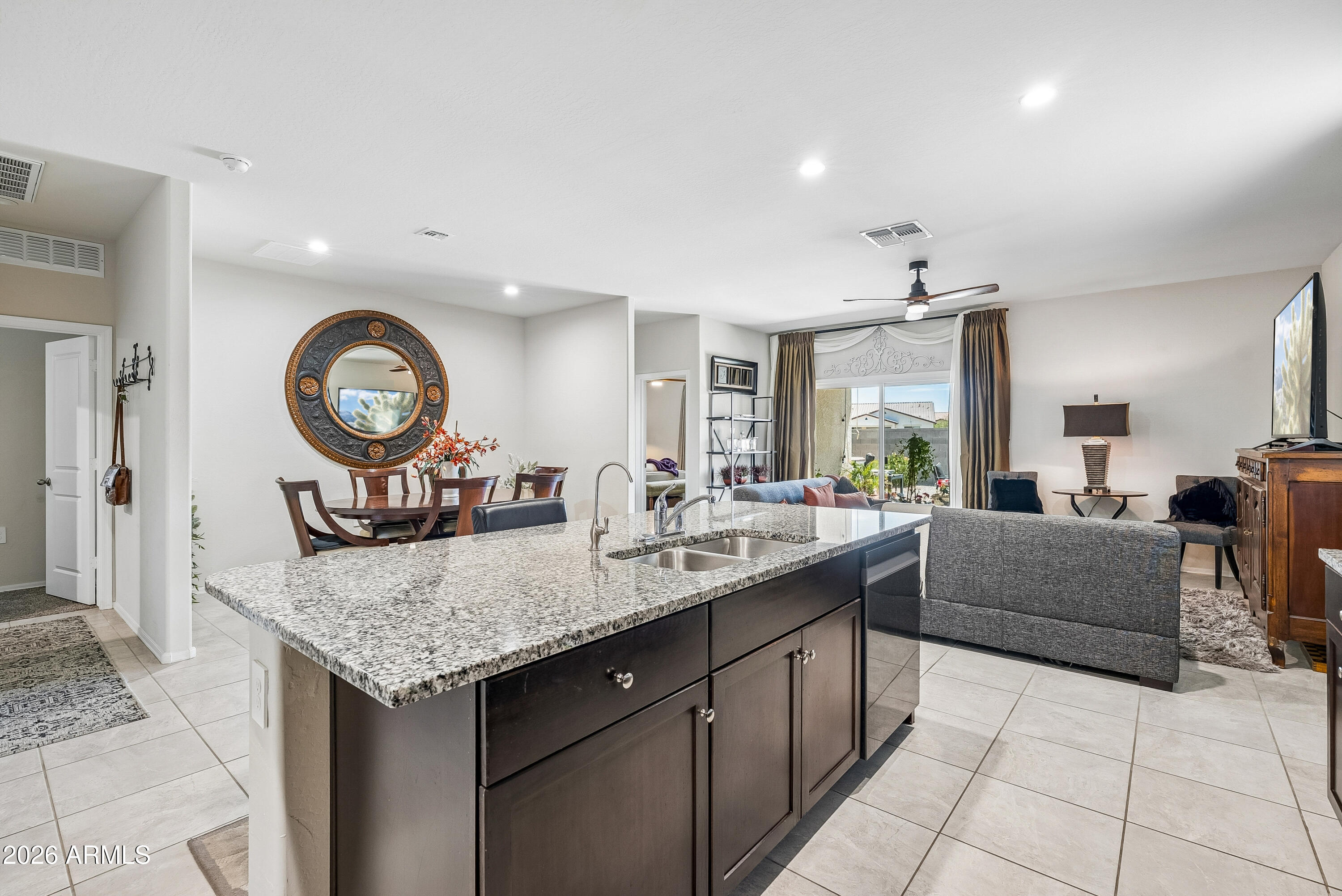 24077 Field Road Florence, AZ 85132 - Photo 2 of 15 05-DSC01150
