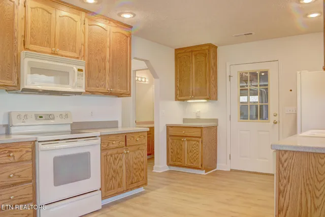 $864,000 | 1023 Stokley Court, Dandridge, TN 37725