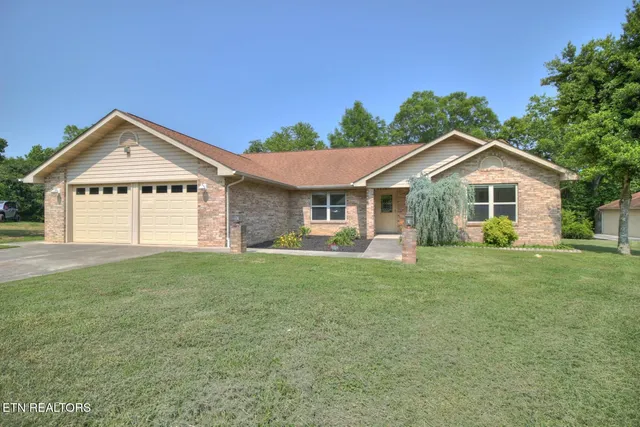 $864,000 | 1023 Stokley Court, Dandridge, TN 37725